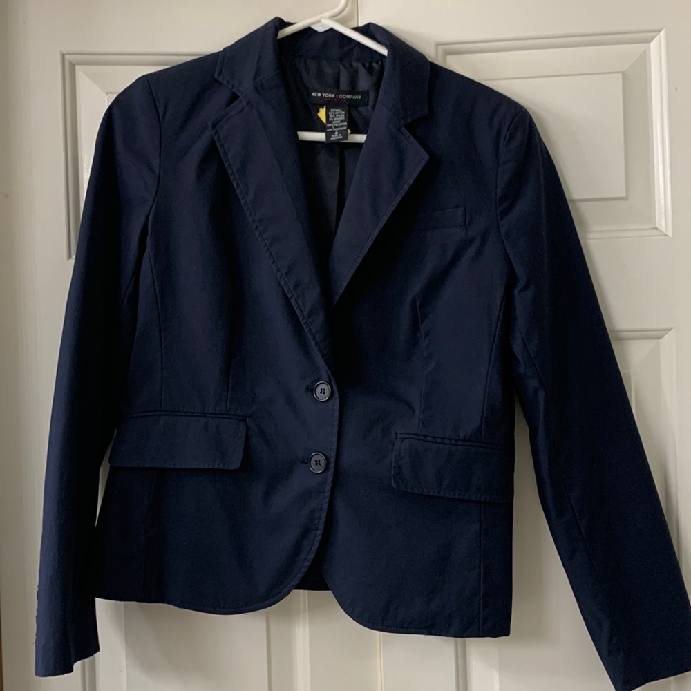 Navy blue women’s blazer